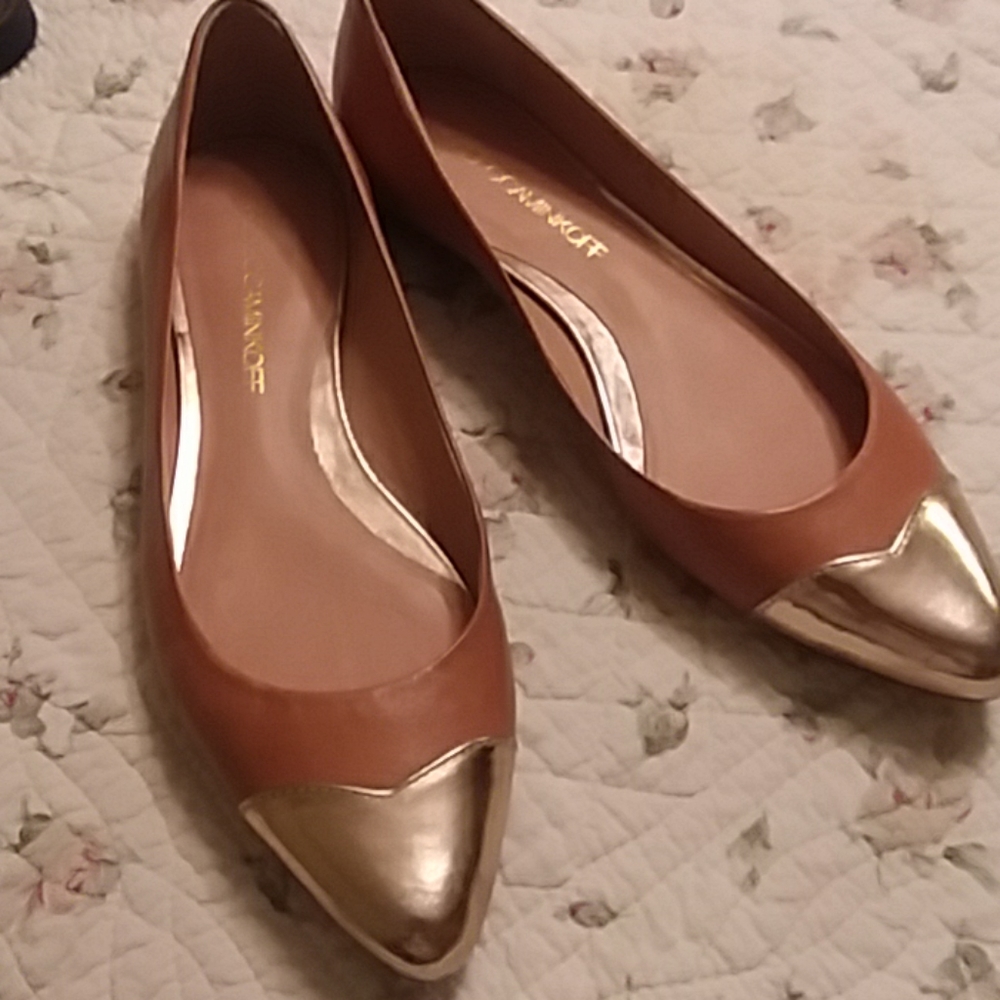 Rebecca Minkoff Gold toe Flats 7M